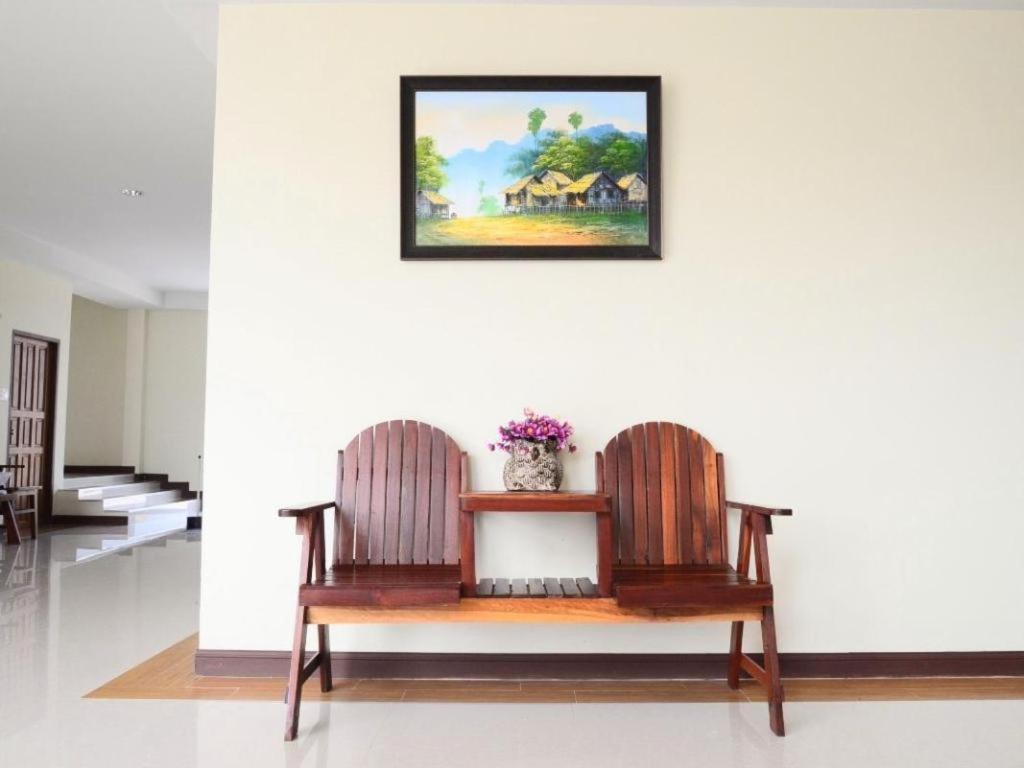 Juntima Boutique Hotel Phetchaburi Exterior foto