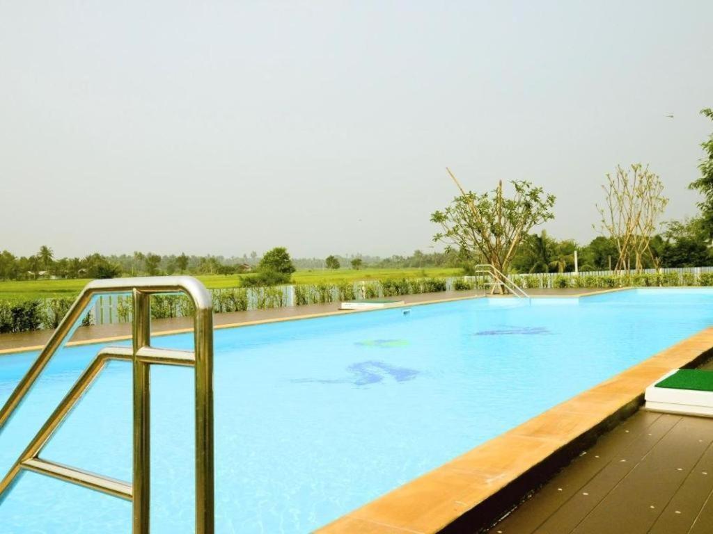 Juntima Boutique Hotel Phetchaburi Exterior foto