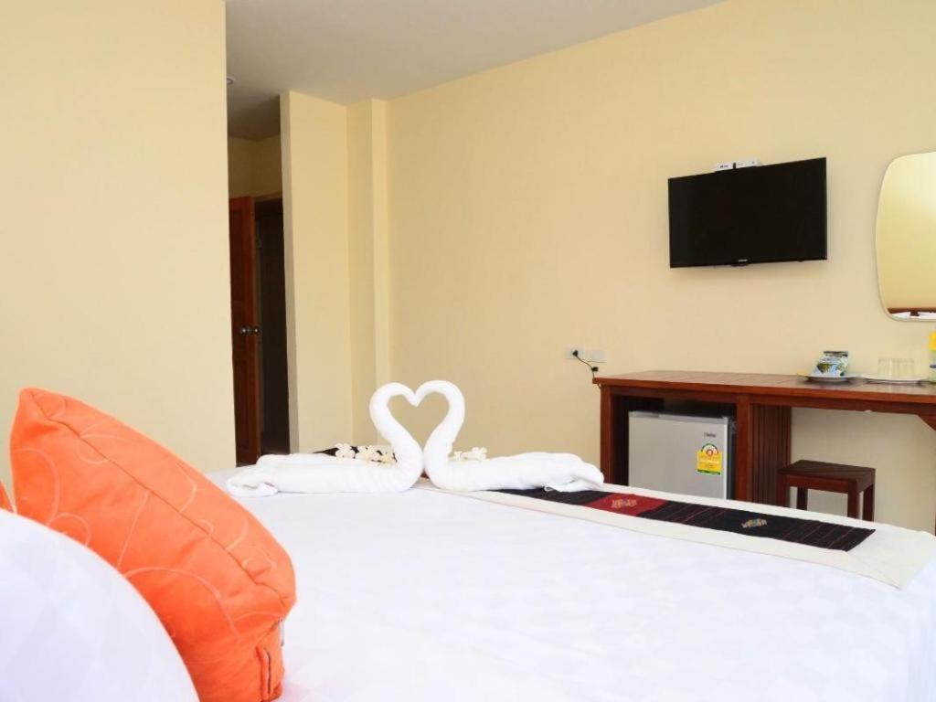 Juntima Boutique Hotel Phetchaburi Exterior foto