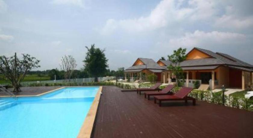 Juntima Boutique Hotel Phetchaburi Exterior foto