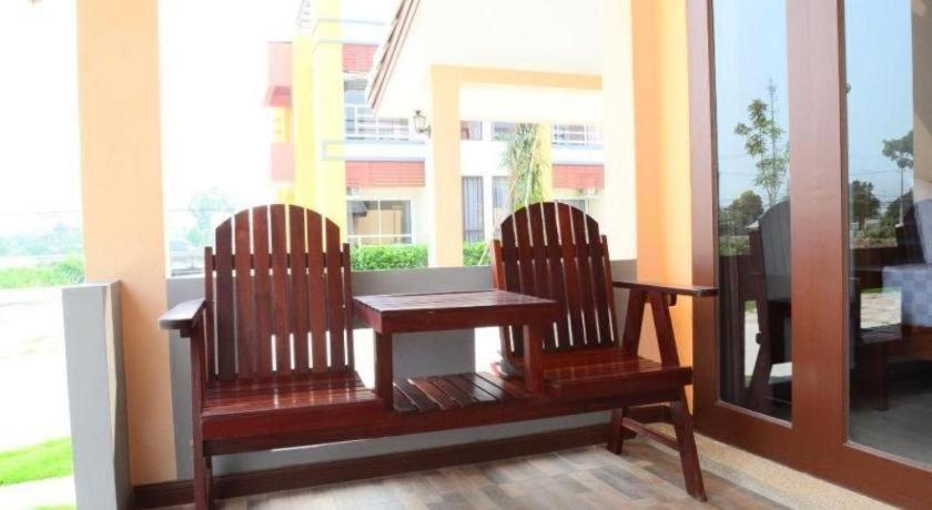 Juntima Boutique Hotel Phetchaburi Exterior foto